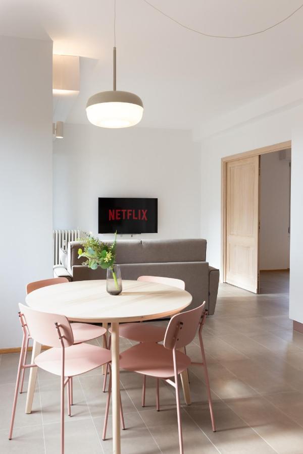 New Exclusive Melegnano Apartments- Near Train Station Exteriör bild