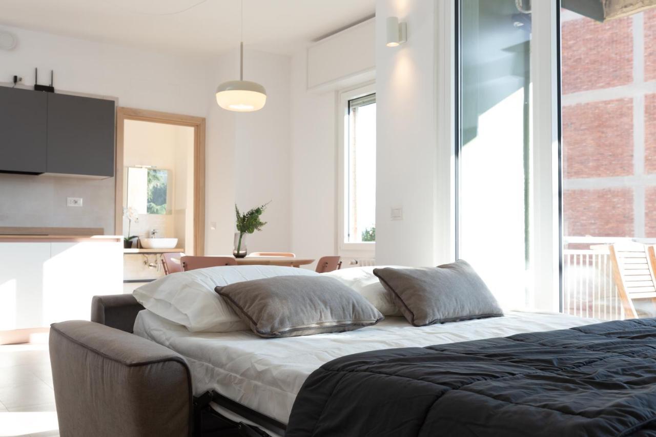 New Exclusive Melegnano Apartments- Near Train Station Exteriör bild
