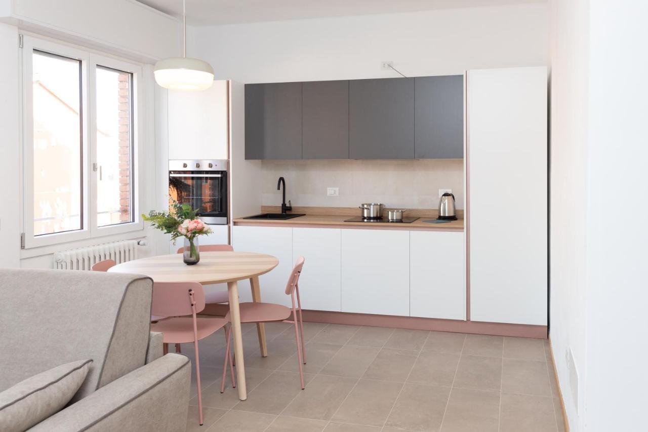 New Exclusive Melegnano Apartments- Near Train Station Exteriör bild
