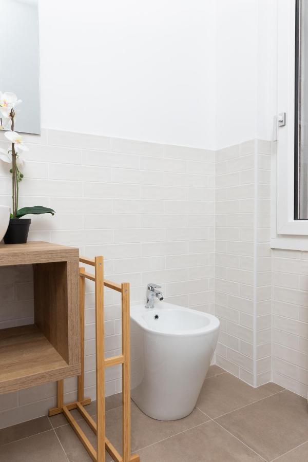New Exclusive Melegnano Apartments- Near Train Station Exteriör bild